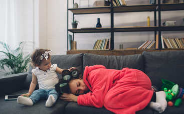 5 советов для молодых мам, страдающих бессонницей