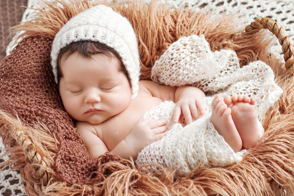 Патологические причины вздрагивания у новорожденного