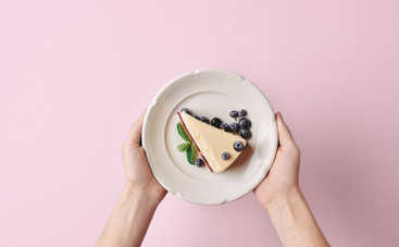 Что приготовить школьнику на завтрак: творожный пирог с рисовой мукой