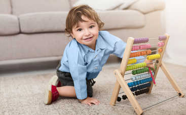 Как занять ребенка по системе Марии Монтессори: игры для детей от 2 лет