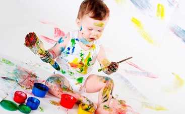 Спасаем одежду малыша: ТОП-3 способа вывести жирное пятно