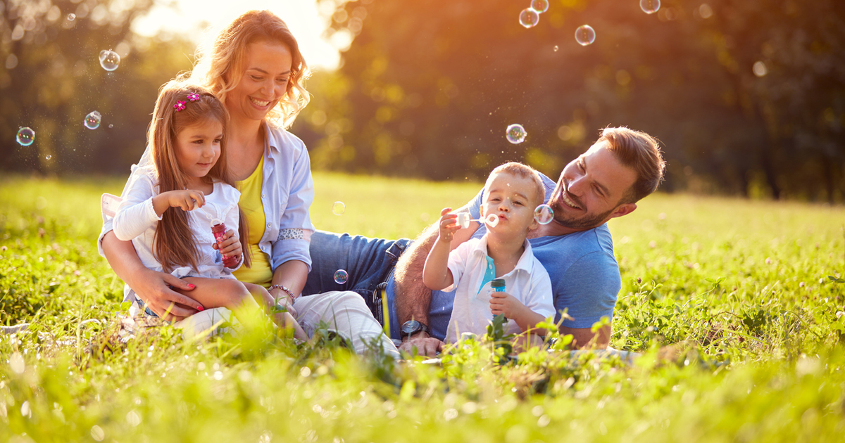 Выходные дни на майские праздники 2020: сколько будут ...