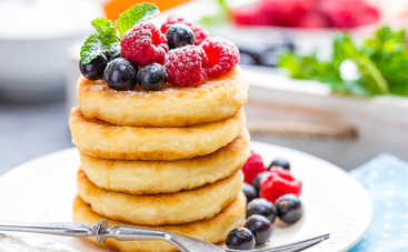 Что приготовить школьнику на завтрак: полезные сырники