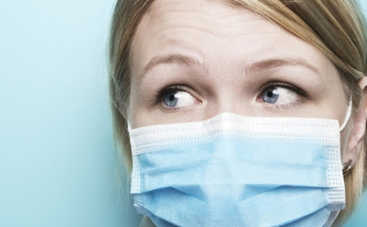 Делаем медицинскую маску в домашних условиях: инструкция