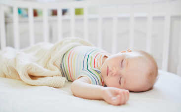 Мифы о детском сне, в которые зря многие верят