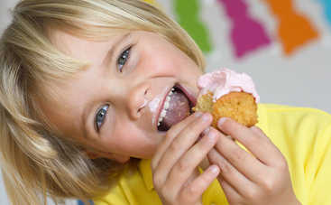 Осторожно, скрытый сахар: 3 "здоровых" продукта, которые его содержат