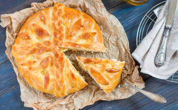 Что приготовить школьнику на завтрак: быстрый пирог с капустой