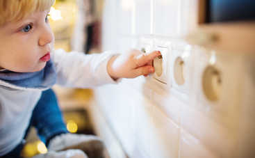 13 секретов электробезопасности для ребенка, о которых вы забываете
