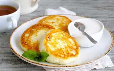 Что приготовить школьнику на завтрак: классические сырники