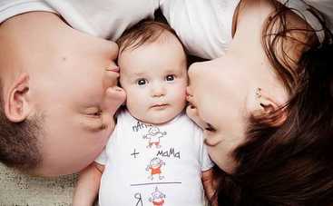 ТОП-4 поступка, которые родители никогда не должны делать при ребенке