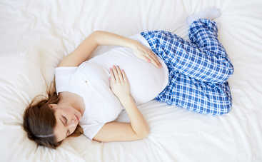 Как спать беременной на первом, втором и третьем триместре?