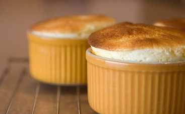 Что приготовить худеющей на диете: творожное суфле с яблоком