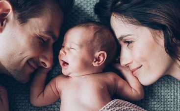 Как нужно надевать ребенку памперс: пошаговая инструкция для молодых родителей