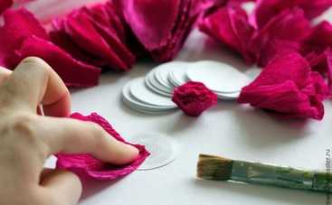 Как сделать своими руками тюльпаны из гофрированной бумаги: пошаговая инструкция