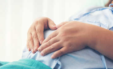 Можно ли предупредить провисание мышц живота во время беременности?