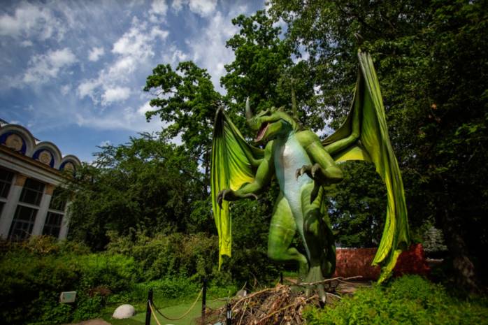 Мир драконов: каких мифических чудовищ можно увидеть этим летом на ВДНГ