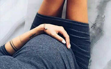 Врачи рассказали о плюсах родов стоя