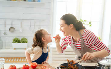 Передается ли коронавирус с едой: ответ эксперта