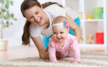 Почему дети ползают задом наперед