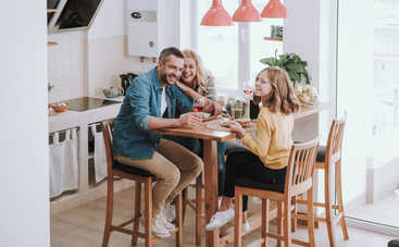 Как нужно обедать разным знакам Зодиака