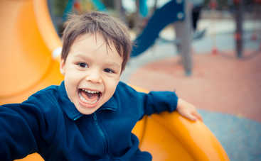 В Беларуси мальчик травмировался во время спуска с горки