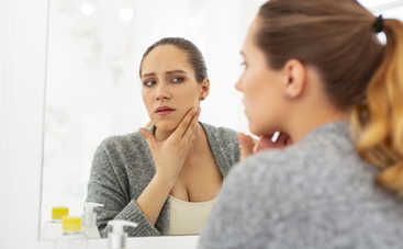 Как убрать отеки на лице: 4 способа сделать это эффективно и быстро