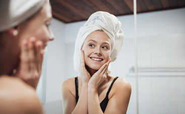 Польза от умывания газированной водой: правда или миф