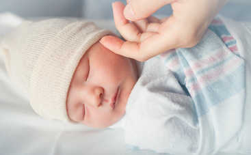 Признаки инсульта у детей, которые нужно выучить заранее