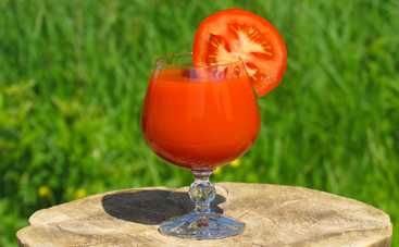 ТОП-3 причины начать пить томатный сок