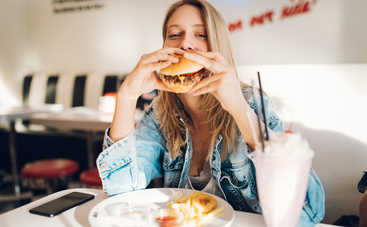 5 причин, почему фастфуд не дает чувство сытости