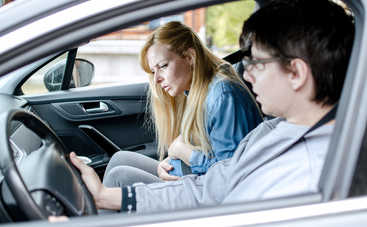 Женщина в Днепре не успела в больницу: ребенок родился в автомобиле
