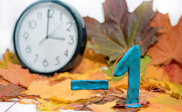 Перевод часов осенью 2020 в Украине: польза и вред