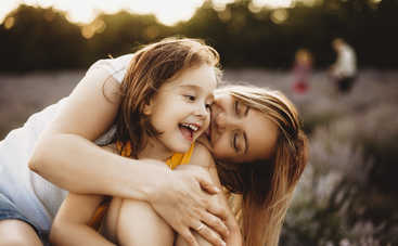 5 элементарных способов повысить самооценку дочери