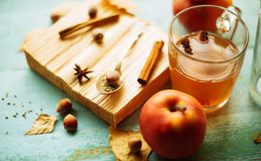 Как приготовить горячий медовый сбитень