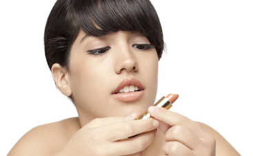 Как правильно выбрать нюдовый оттенок помады