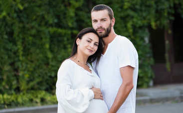 Танцовщица Илона Гвоздева растрогала Сеть снимком с новорожденным сыном