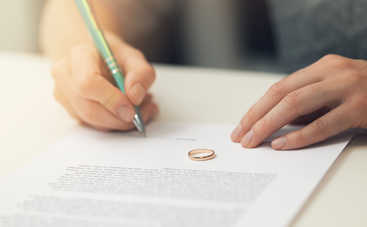 Партнер предложил заключить брачный договор: что это значит