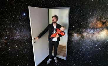 Молодой папа пошутил над женой, сделав коллаж с дочкой в фотошопе