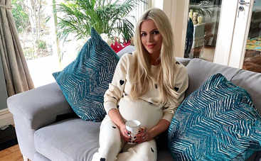 36-летняя дочь Криса де Бурга родила близнецов после 14 выкидышей