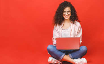 О чем говорит подросток: ТОП-5 молодежных модных слов 2020 года, которые вошли в жизнь нового поколения