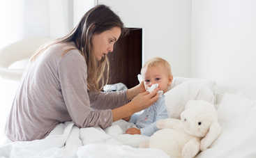 Плохо сворачивается кровь у ребенка: что делать и чем лечить?