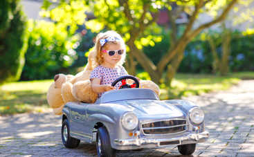 В США 11-летняя девочка гнала по трассе на украденном авто со скоростью 130 км в час