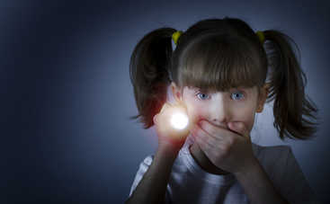5 лайфхаков для родителей, чтобы избавить ребенка от страха темноты