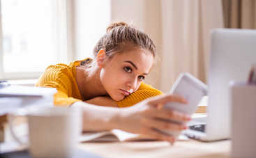 Как нужно вести себя в родительском чате, чтобы избежать конфликтов