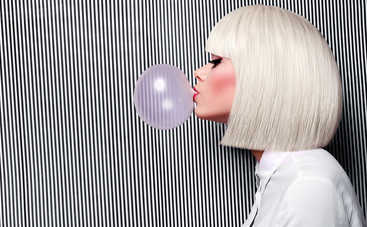 Безумные бьюти-тренды, которые нужно оставить в 2020-м