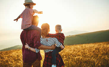 Старший, младший, средний и единственный ребенок в семье: как очередность рождения влияет на характер?