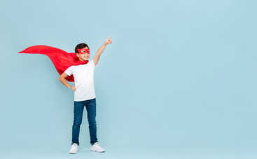 7-летний мальчик спас младшую сестру из горящего дома и прославился