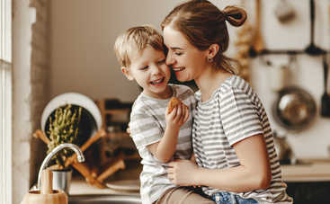 Принципы воспитания, которые сделают маму идеальной в глазах ребенка