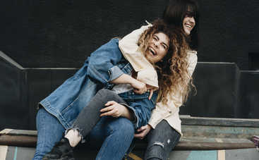 Ученые выяснили, как кровные братья и сестры влияют на желание родить ребенка