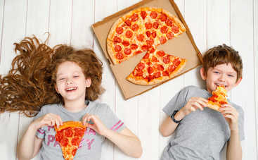 Фастфуд влияет на сон и память подростков – ученые